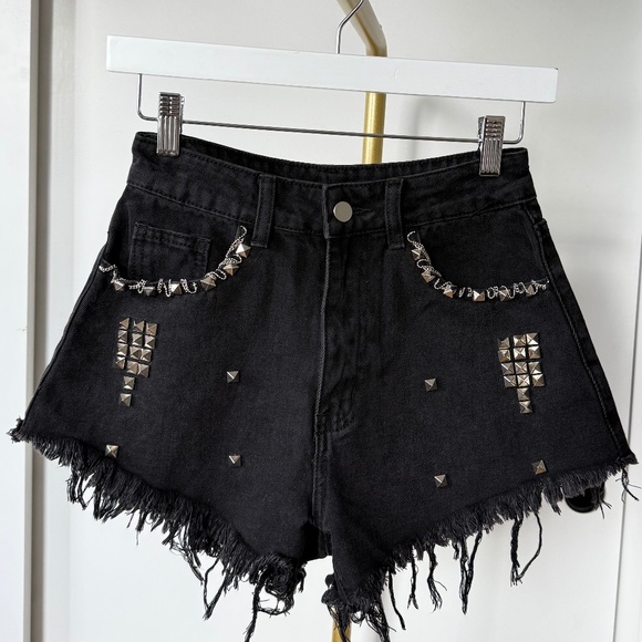 Black Fringe Studded Denim Shorts – Size S - Picture 6 of 6